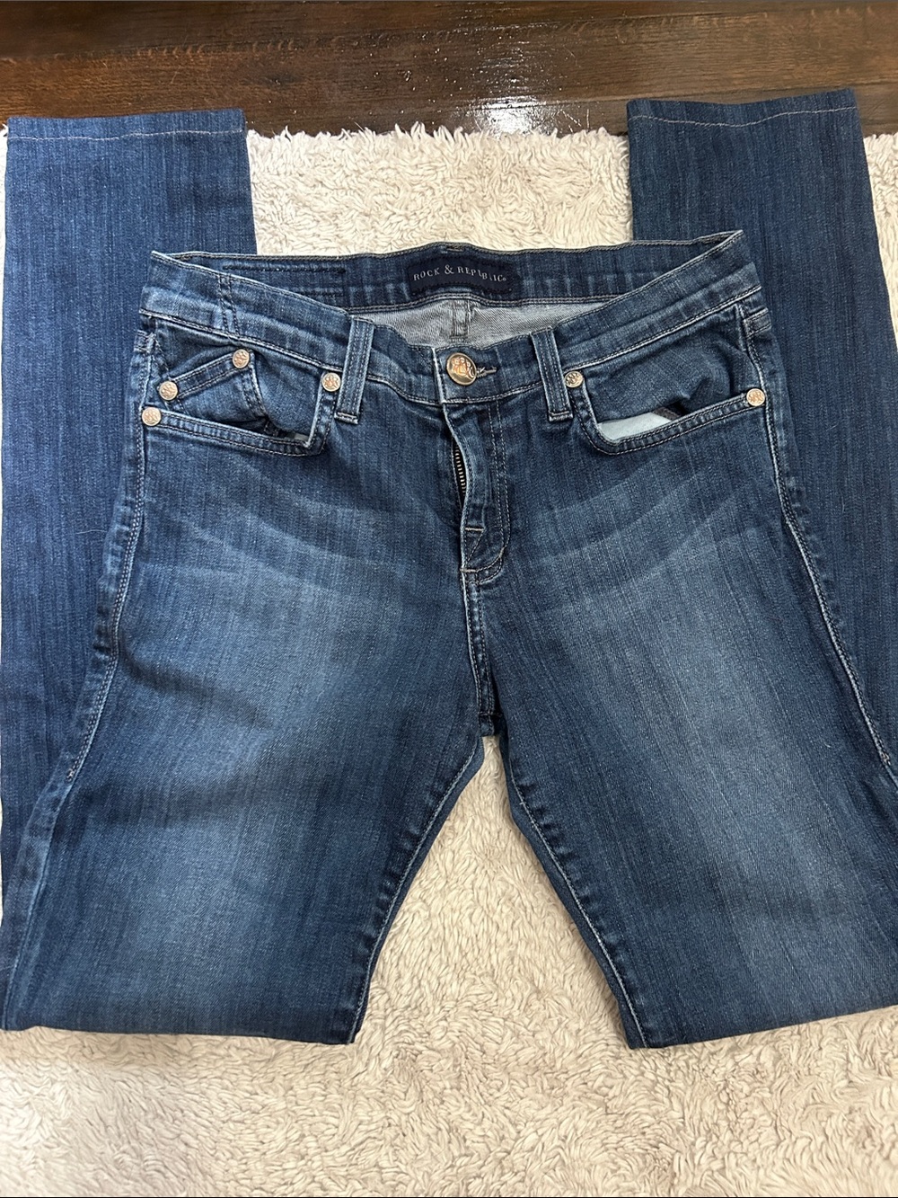 Rock & Republic Skinny Leg Women's Jeans in Medium Blue Wash